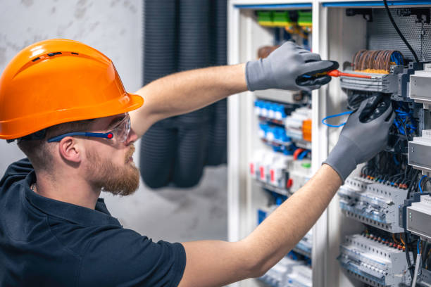 Best Commercial Electrician Services  in Clifton Heights, PA